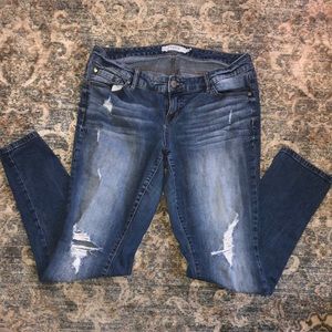 Torrid distressed jeans new condition